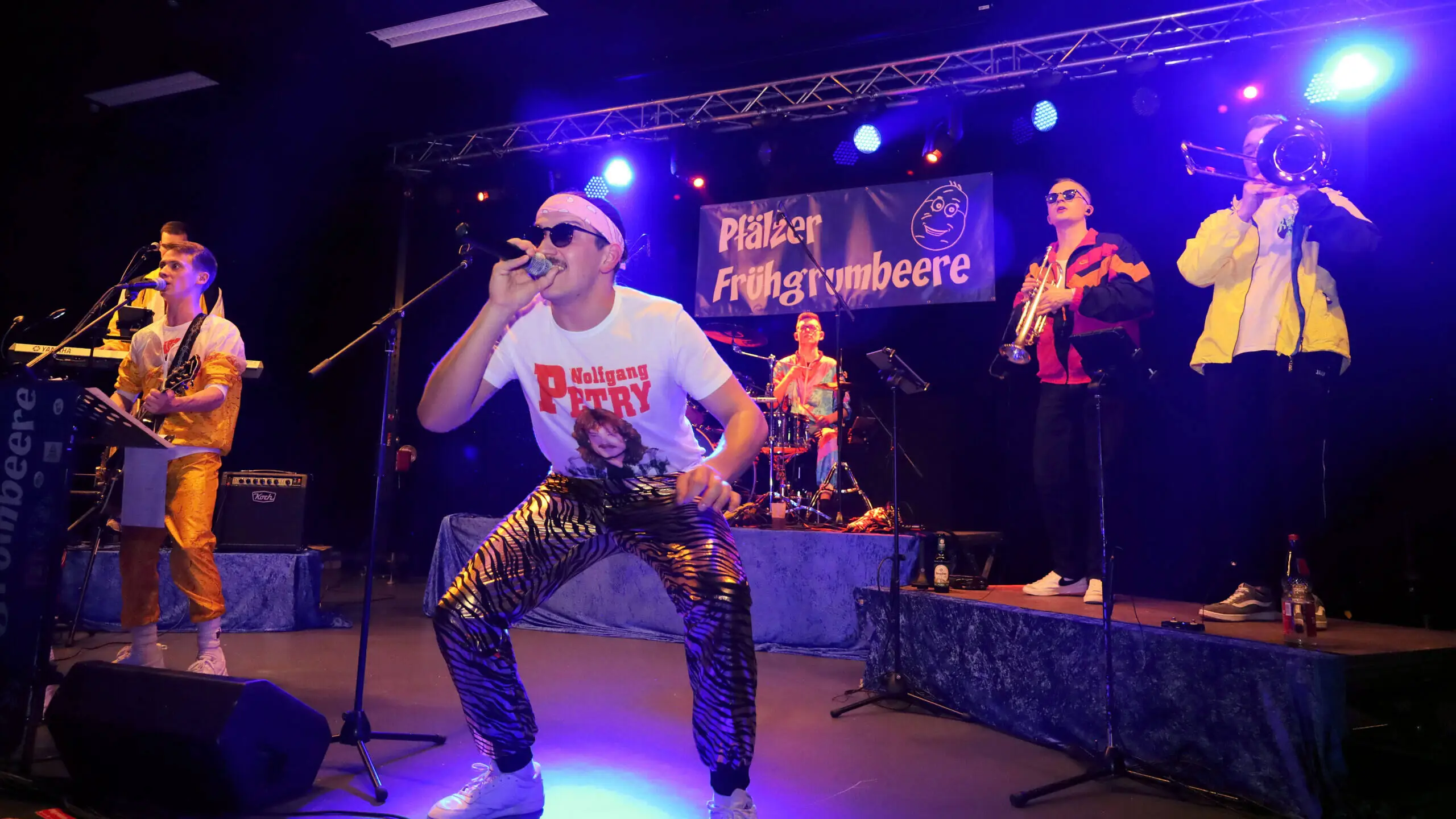 Frühgrumbeere Partyband Schmutziger Donnerstag Rheinhausen 2024 Foto: Marco Brendel