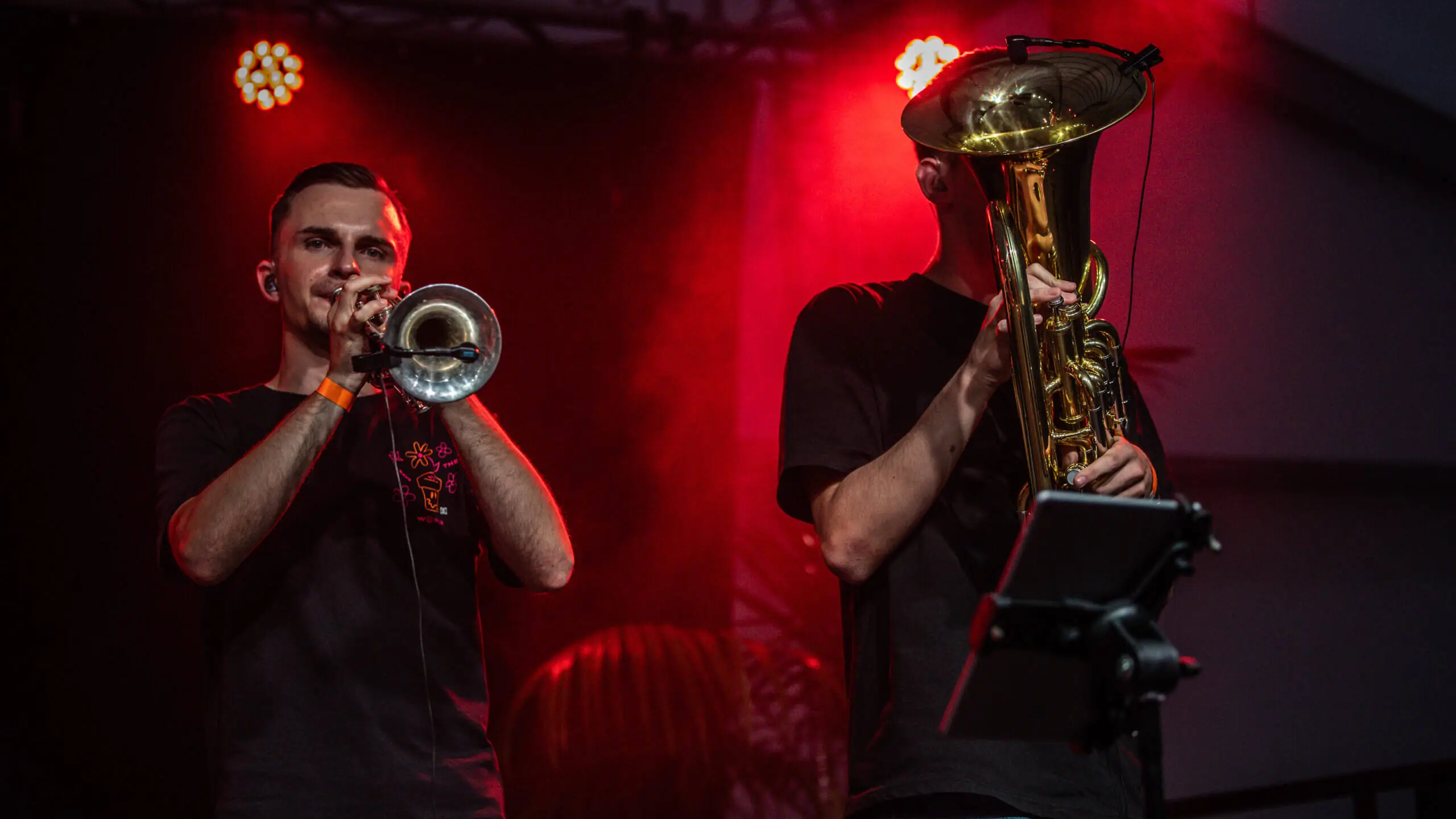 Frühgrumbeere Partyband Live Brezelfest Speyer 2024 Festzelt Foto: Johannes Stender